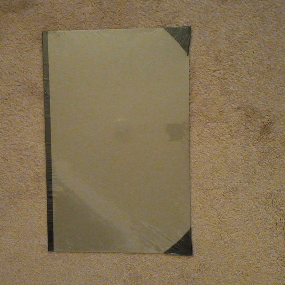 2024 Monthly Page Desk Calendar - Picture 2 of 6